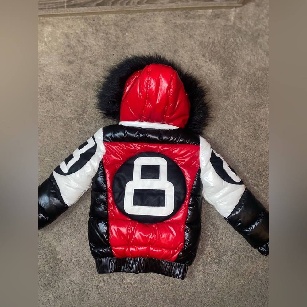 Toddlers 8ball jacket size 2T